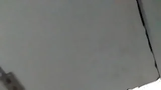 Quay L&eacute;n Trai &Dstrok;&aacute;i