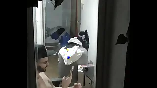 Se hace paja en frigid ventana