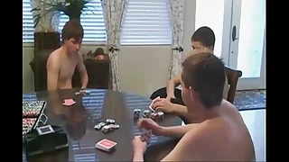 jeunes happy-go-lucky bdsm poker 2